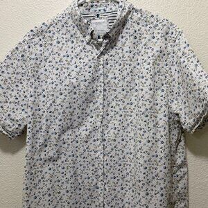 Denim & Flowers men's short sleeve button down, white floral untuck, XL